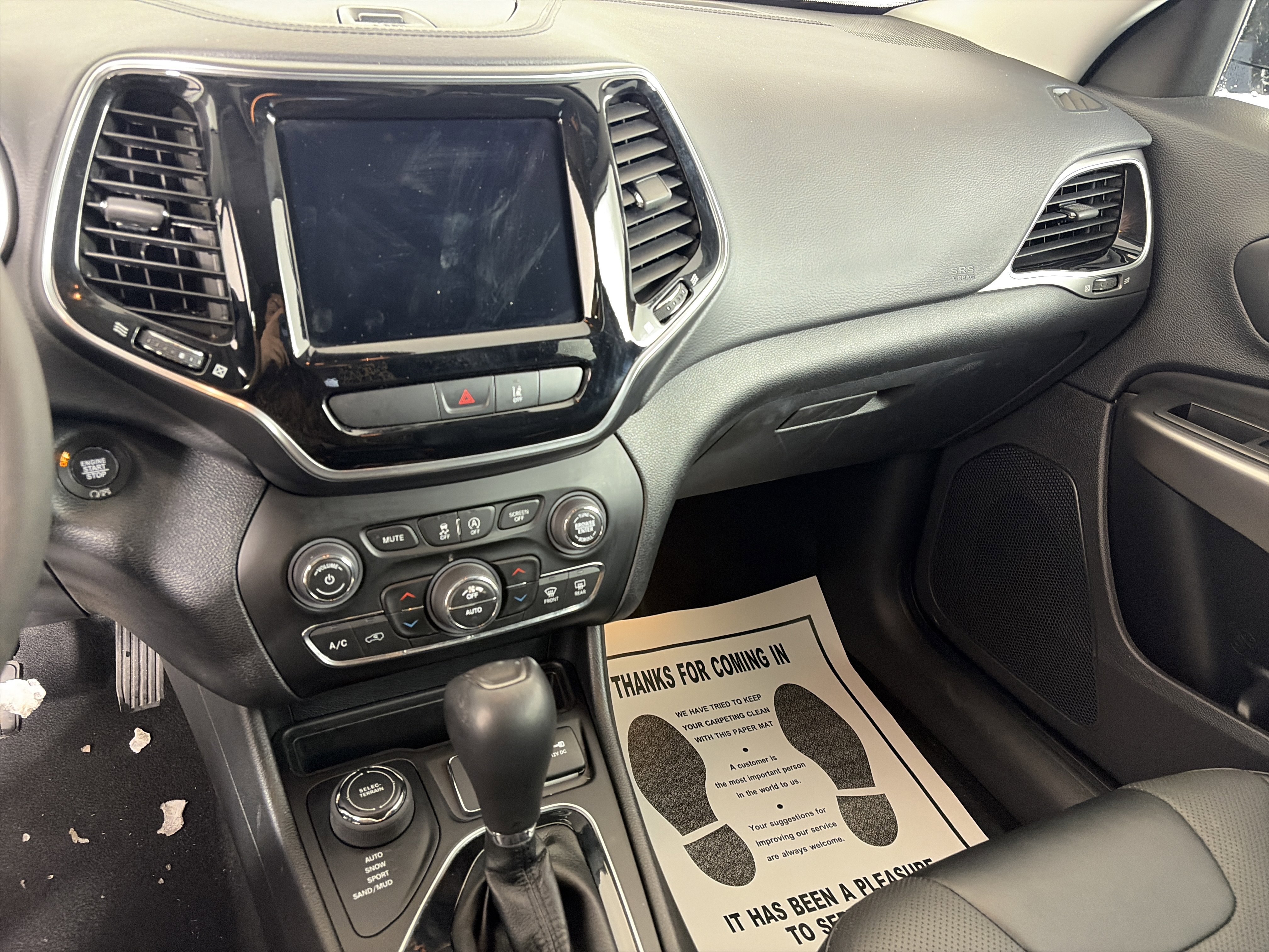 Used 2022 Jeep Cherokee Limited image 4