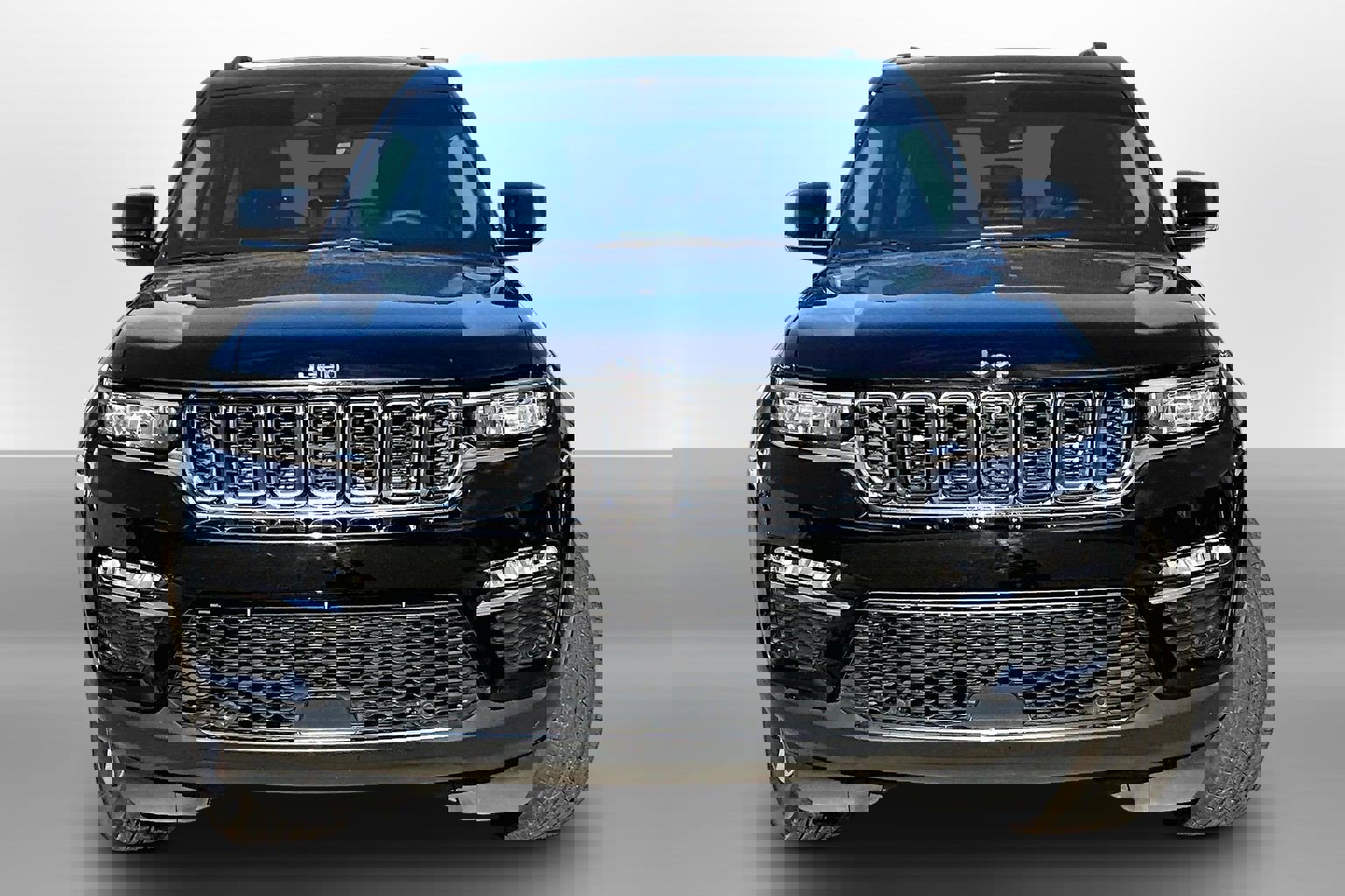 Used 2022 Jeep Grand Cherokee Limited 4xe w/ Luxury Tech Group II image 3