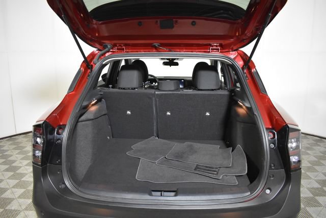 Certified 2025 Nissan Kicks SV w/ SV Premium Package AWD/4WD image 27