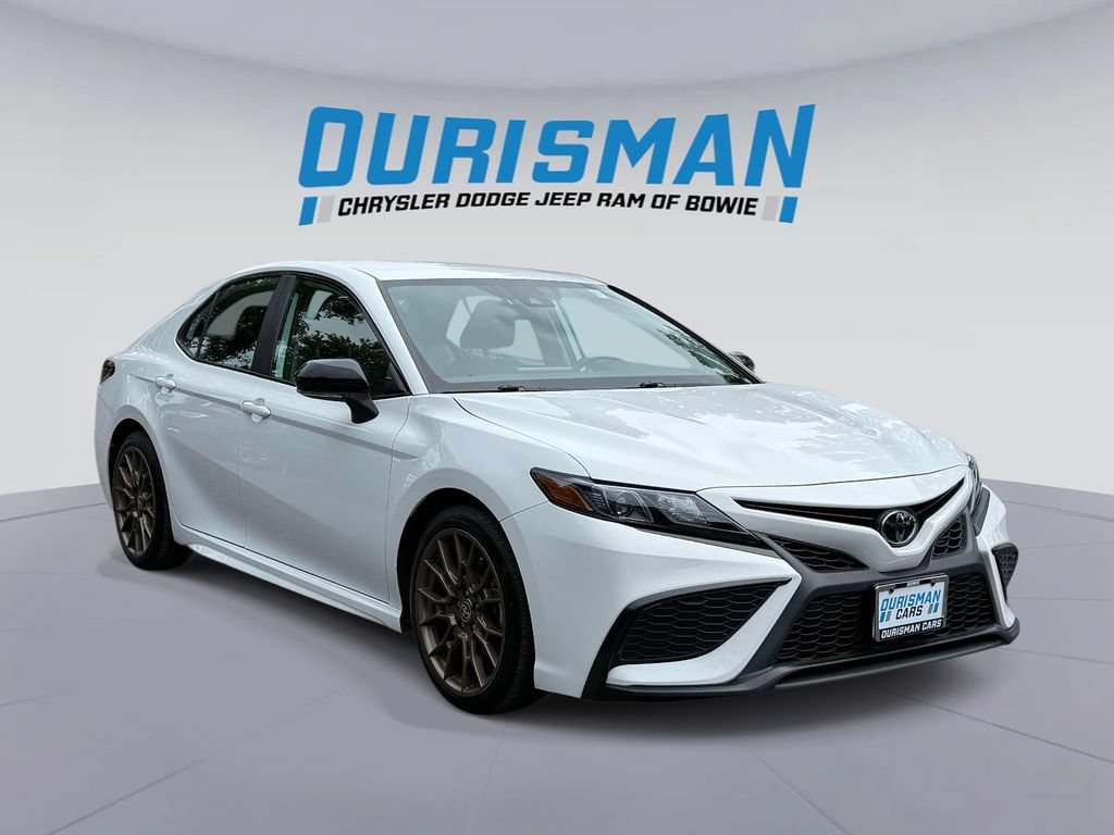 Used 2023 Toyota Camry SE