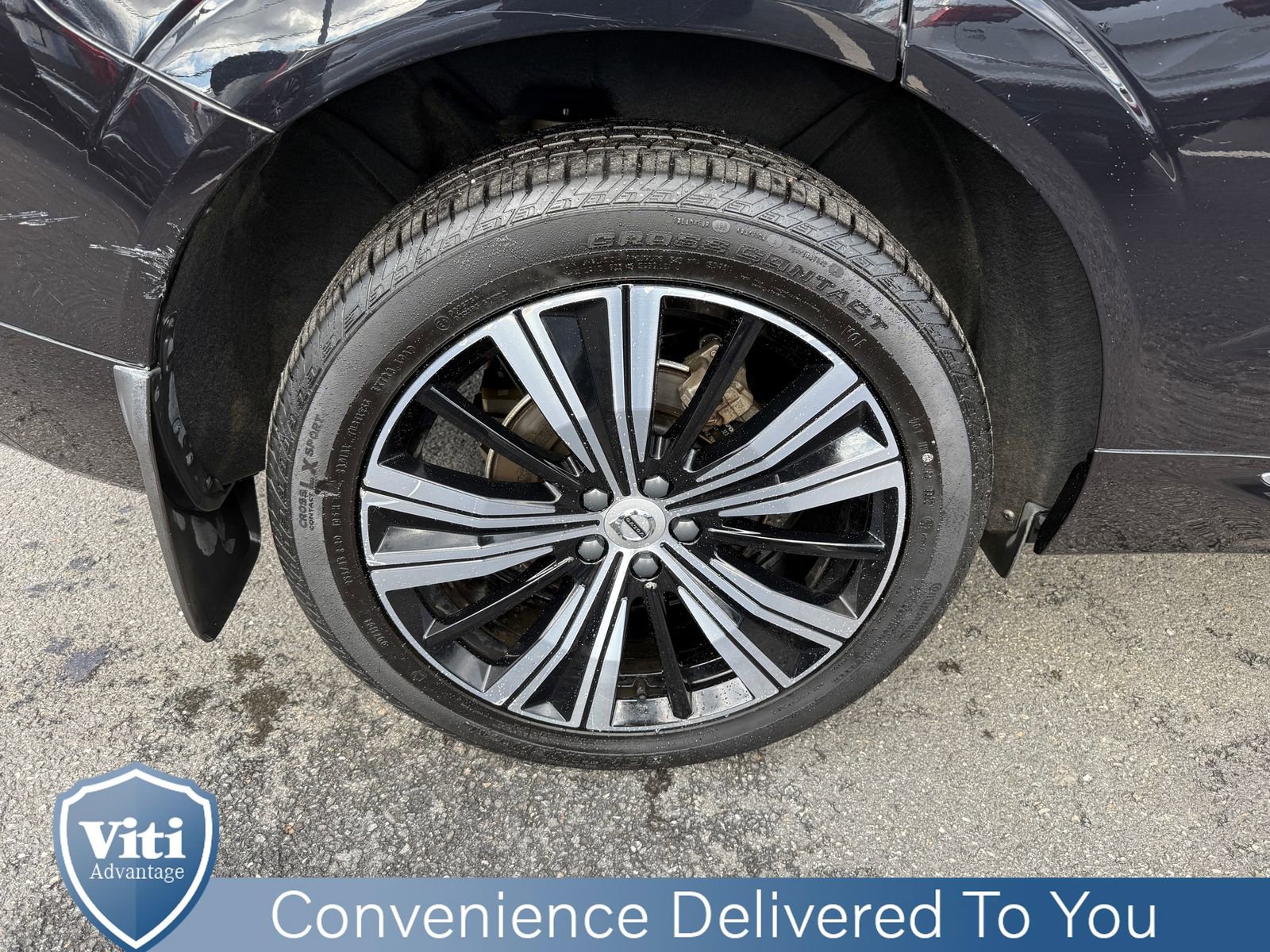 Used 2023 Volvo XC60 B5 Plus w/ Climate Package image 14