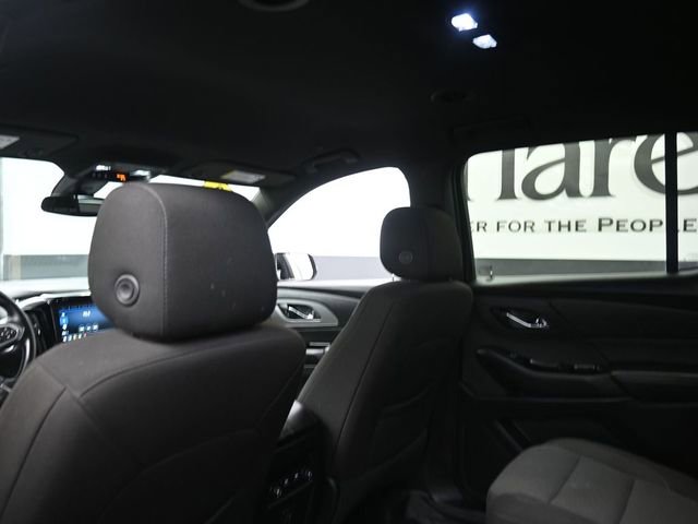 Used 2023 Chevrolet Traverse LT image 25