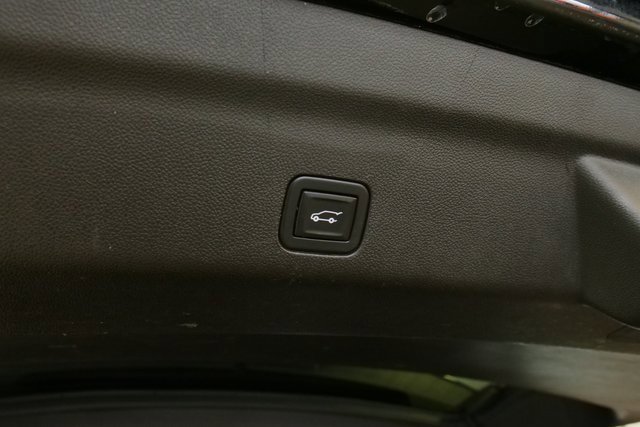 Used 2021 Chevrolet Tahoe LT image 17