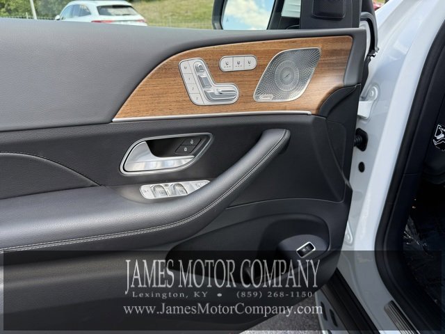 Certified 2025 Mercedes-Benz GLS 450 4MATIC image 11