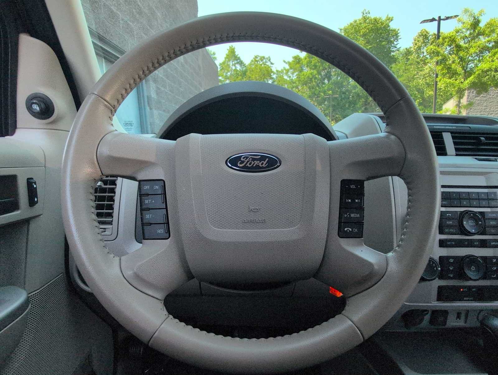 Used 2012 Ford Escape XLT AWD/4WD image 22