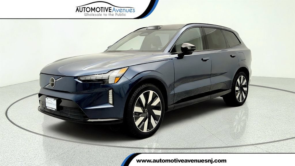 Used 2025 Volvo EX90 Ultra AWD/4WD image 1