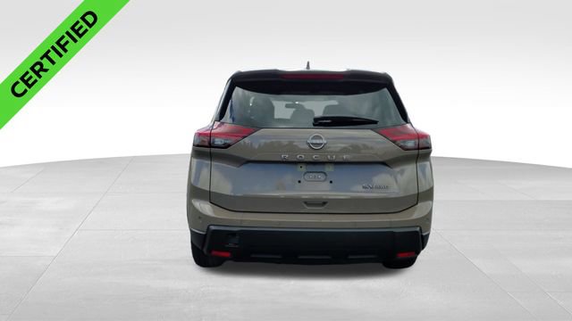 Used 2024 Nissan Rogue SV image 8