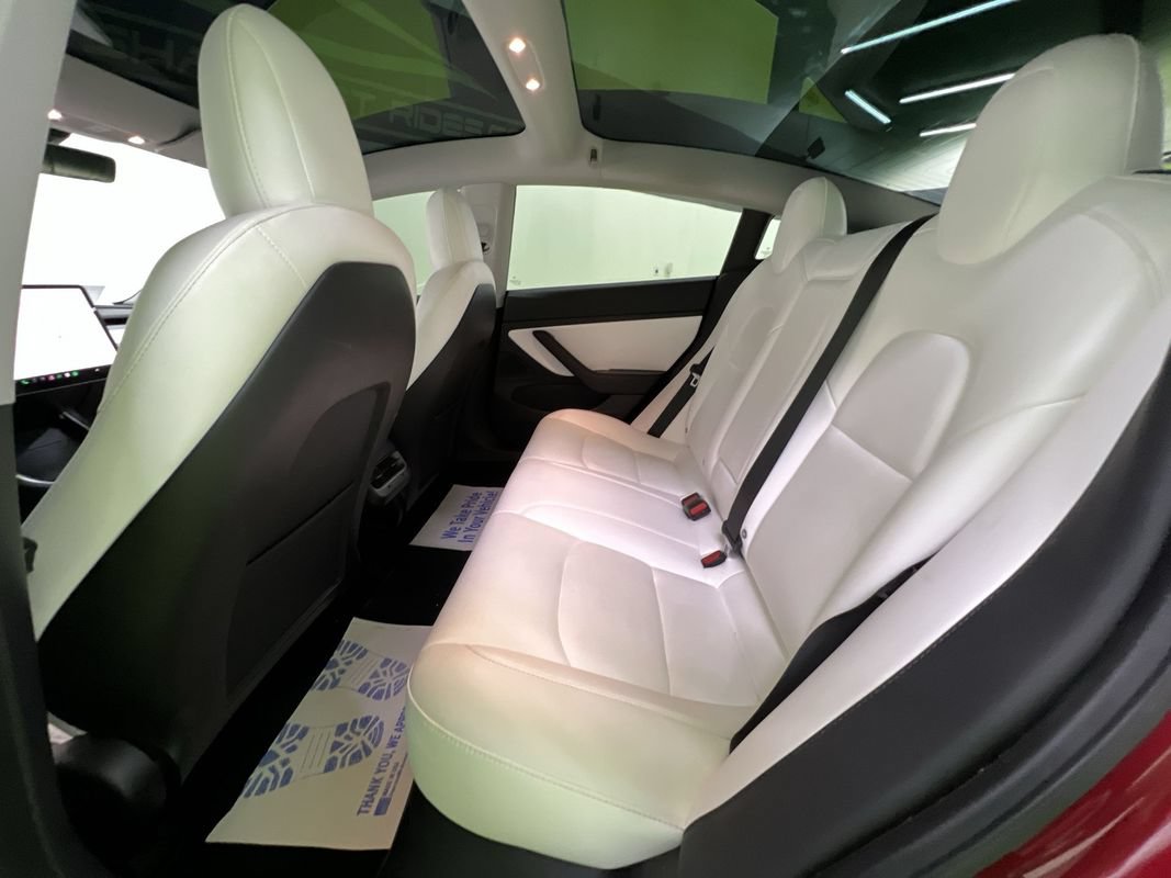 Used 2018 Tesla Model 3 Long Range AWD/4WD image 27