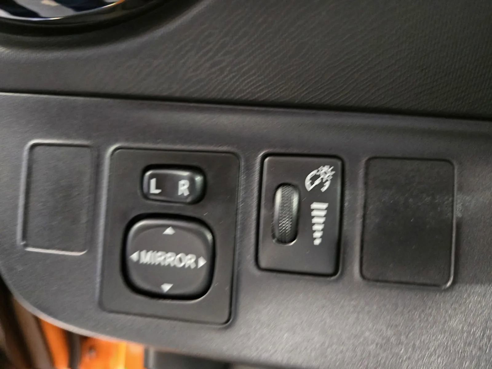 Used 2015 Toyota Prius C One FWD image 15