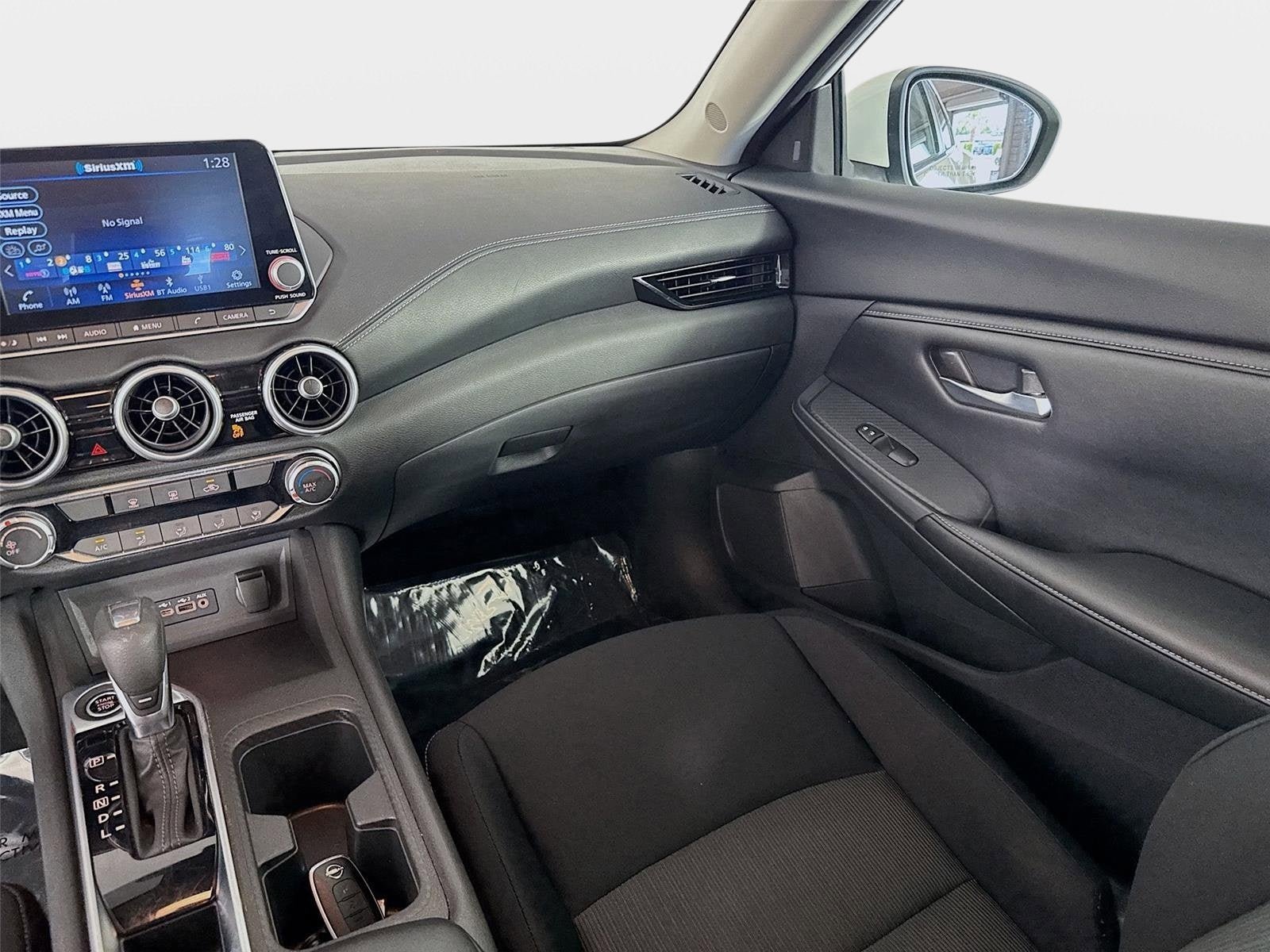 Used 2024 Nissan Sentra SV FWD image 22