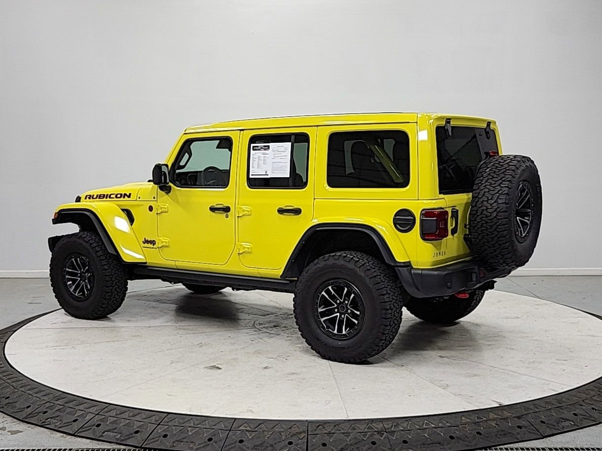 Used 2024 Jeep Wrangler Unlimited Rubicon image 5