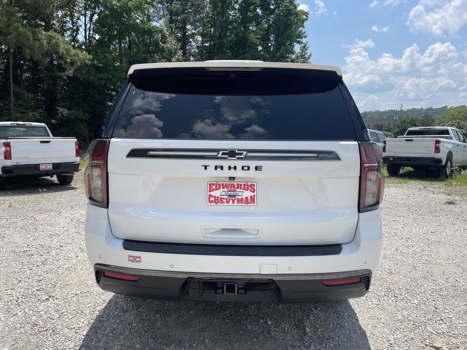 Used 2022 Chevrolet Tahoe Z71 w/ Luxury Package AWD/4WD image 23