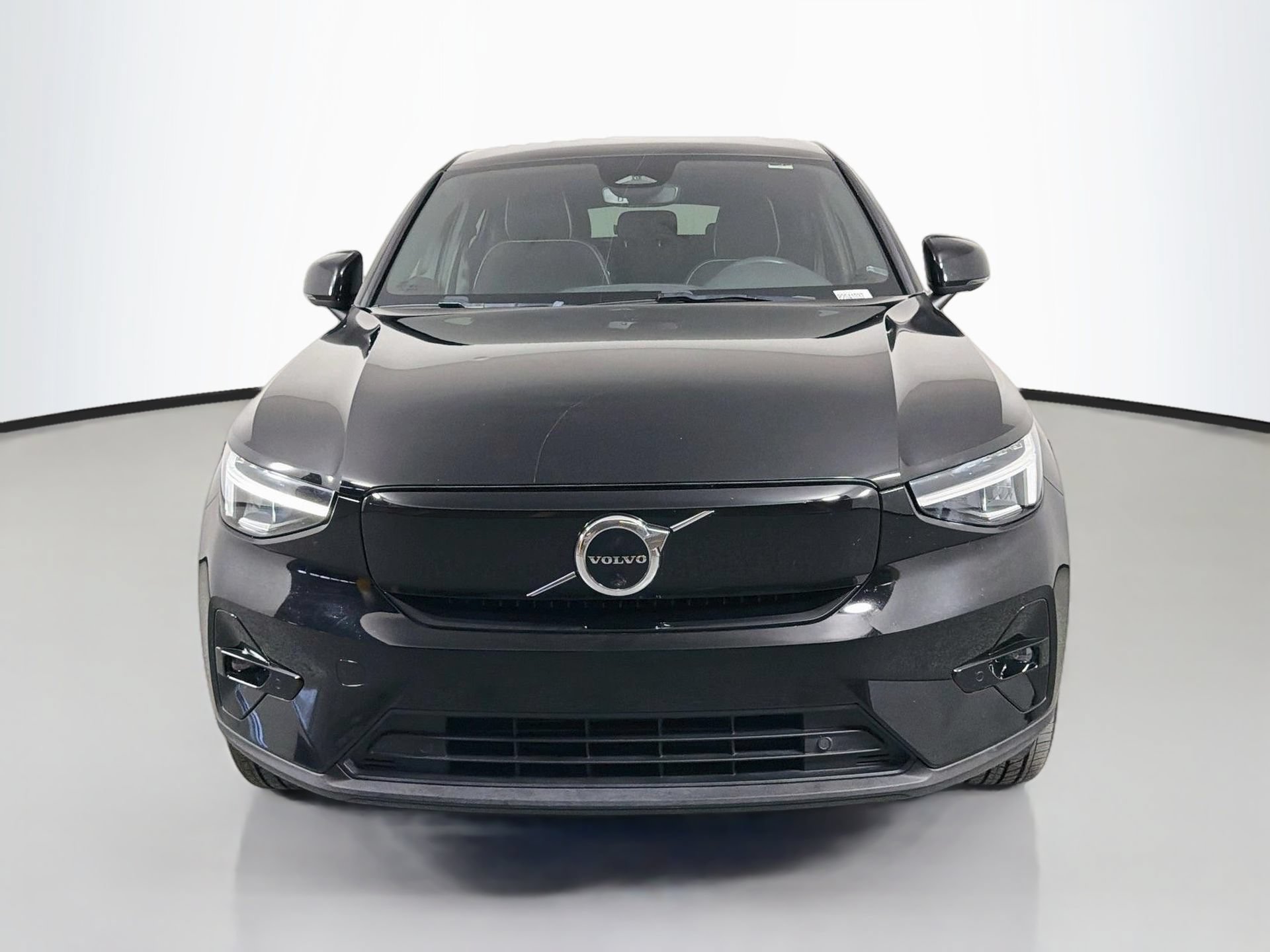 Certified 2023 Volvo C40 P8 Recharge Plus AWD/4WD image 2