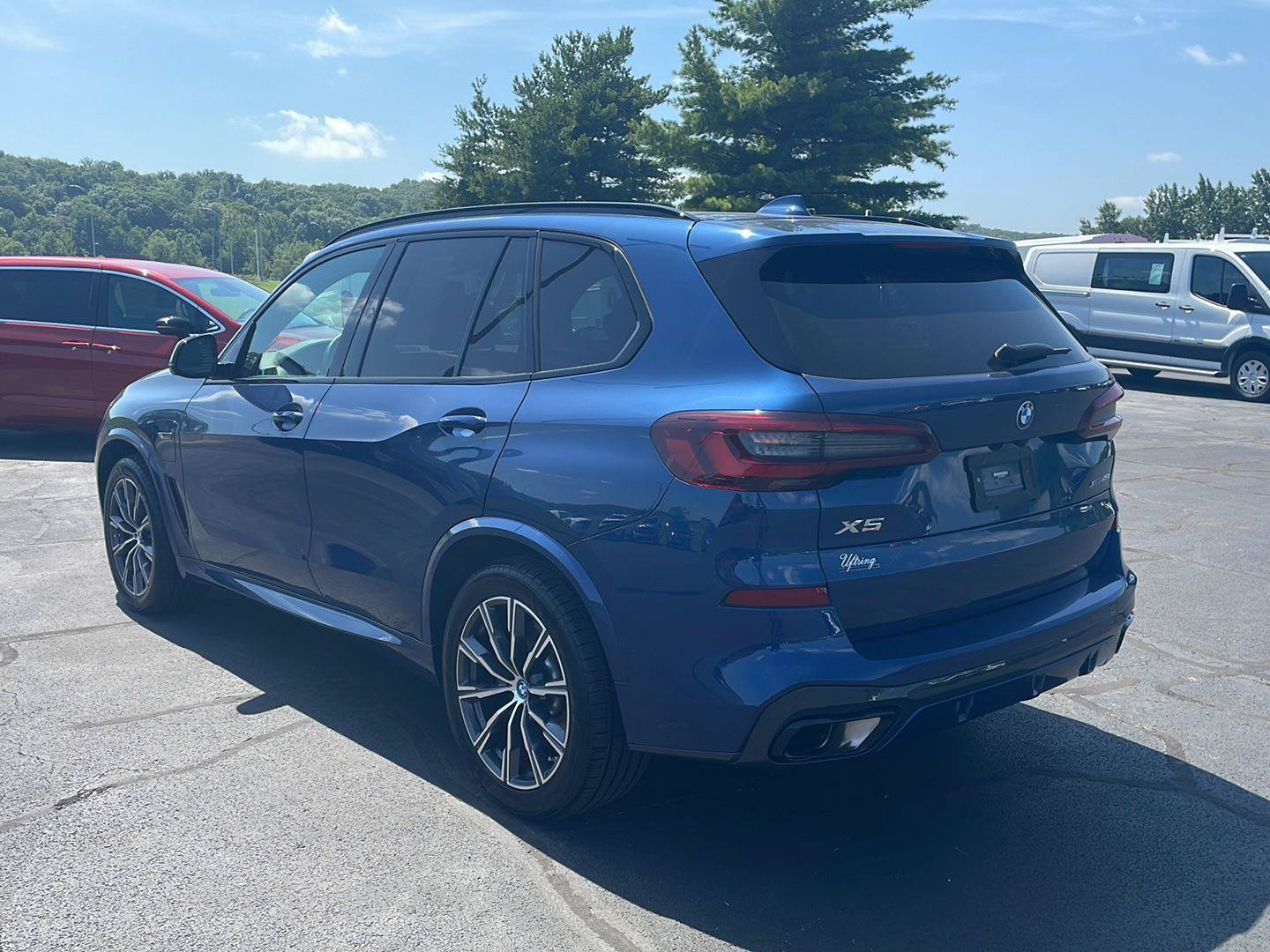 Used 2022 BMW X5 xDrive45e w/ M Sport Package AWD/4WD image 3