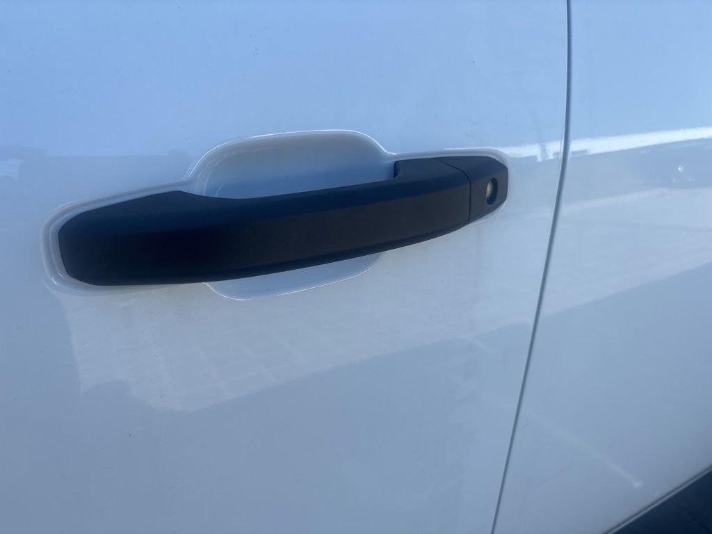 New 2026 GMC Sierra 2500 Pro w/ Convenience Package image 9