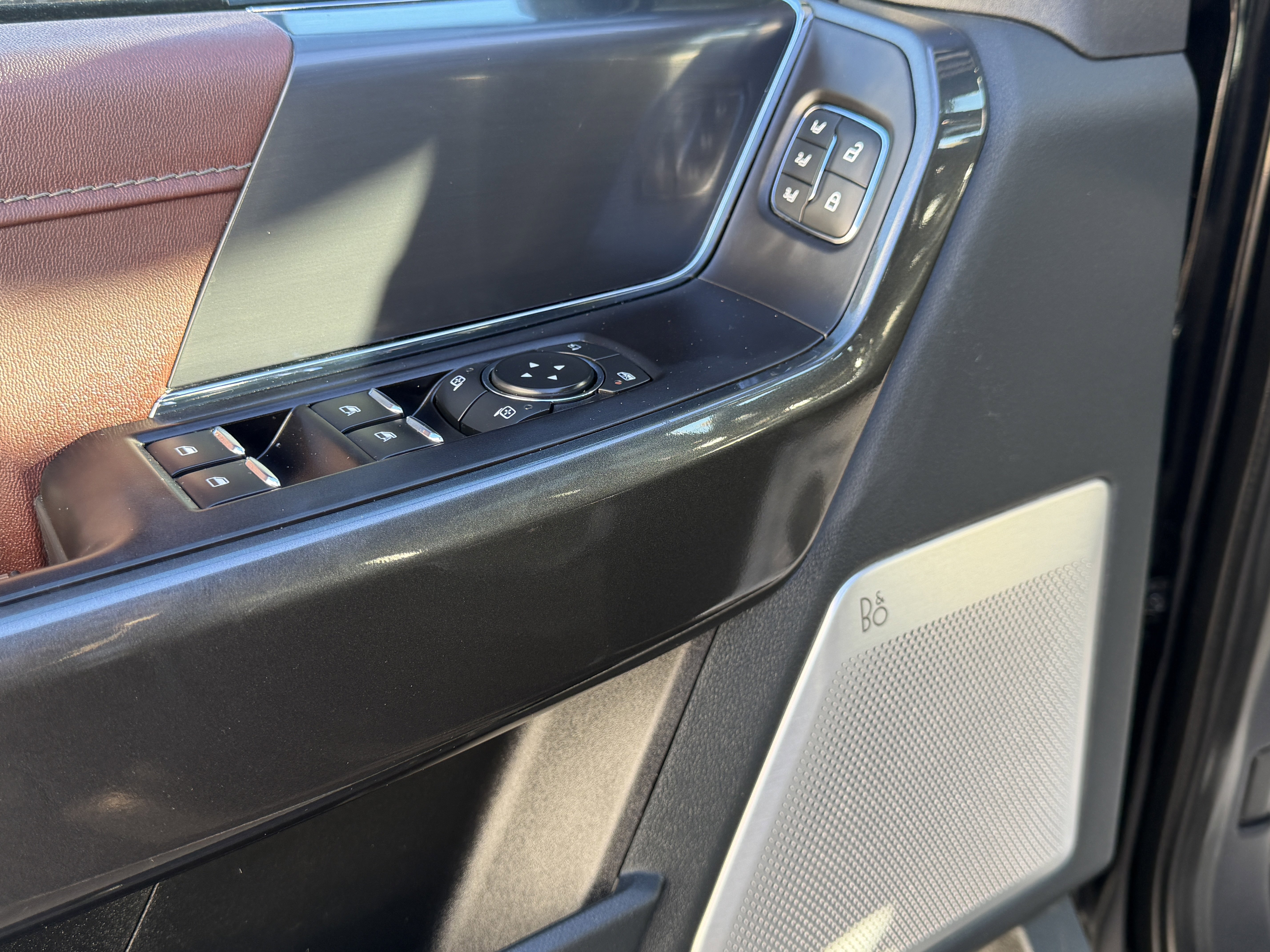 Certified 2021 Ford F150 Lariat w/ Equipment Group 502A High image 11