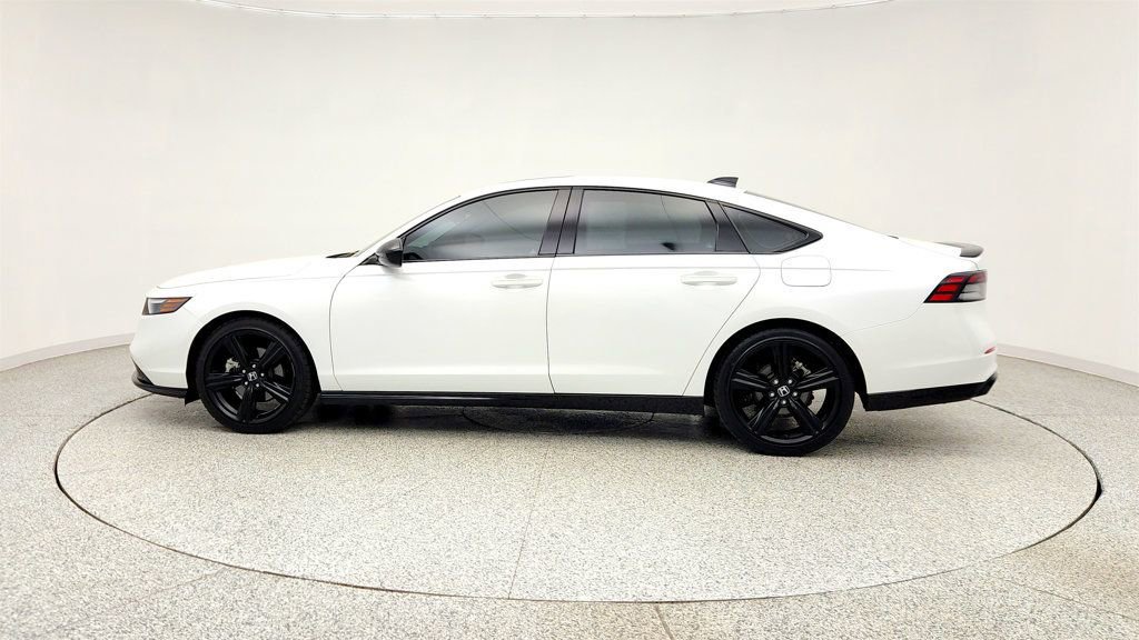 Used 2023 Honda Accord Sport image 8