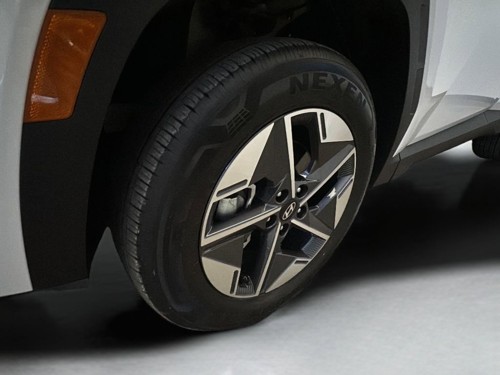 Certified 2025 Hyundai Tucson SEL image 4