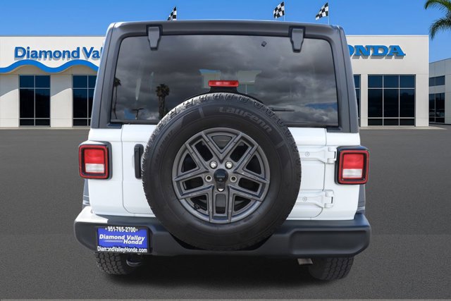 Used 2024 Jeep Wrangler Sport S image 5