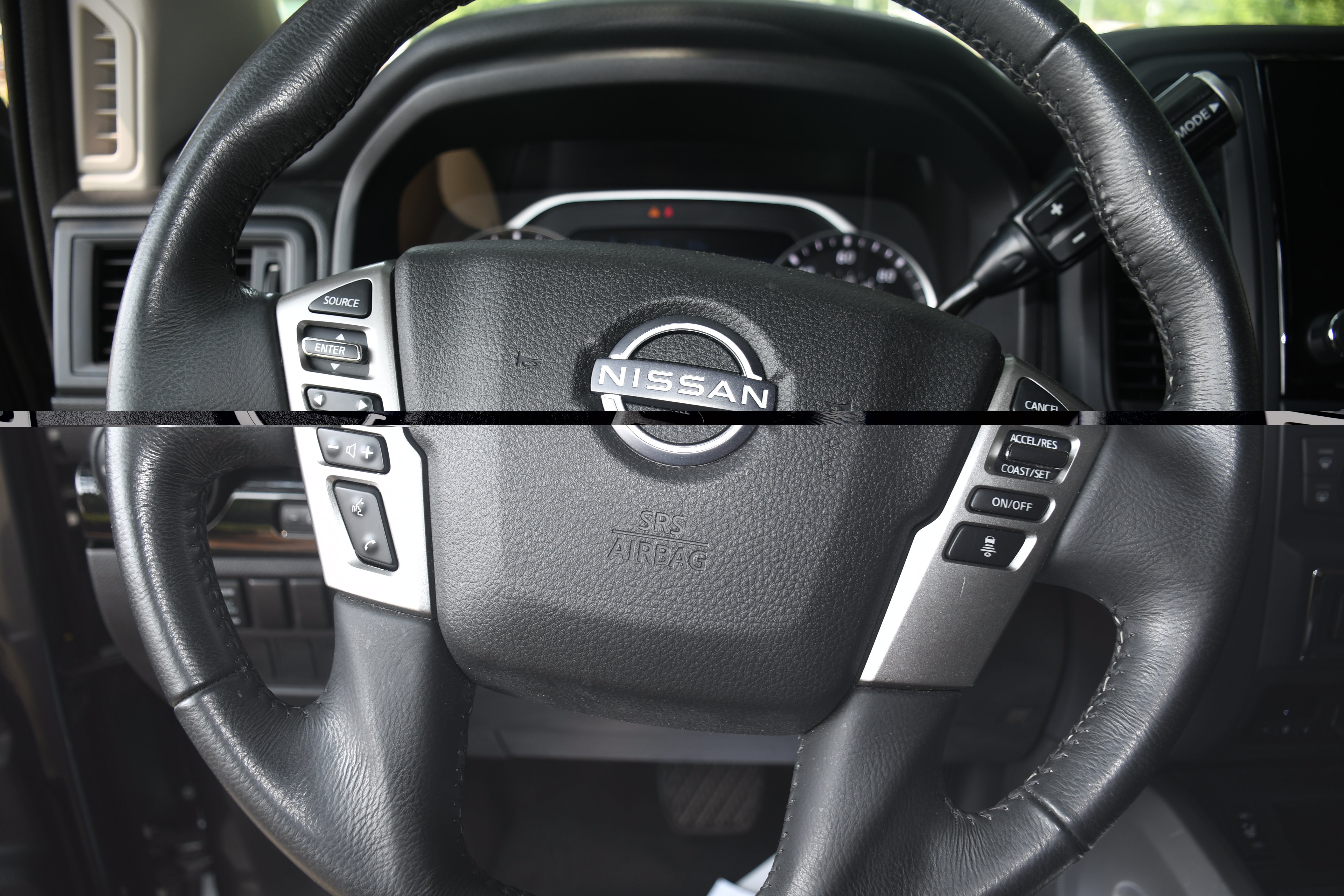 Used 2023 Nissan Titan SV w/ SV Convenience Package RWD image 12