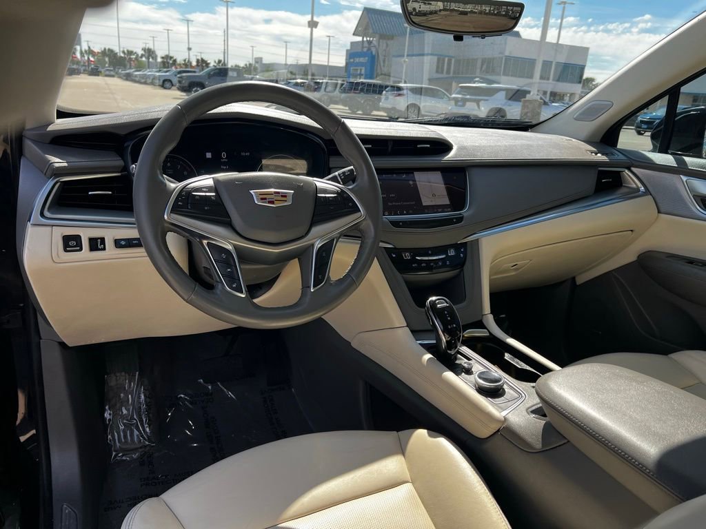 Used 2023 Cadillac XT5 Premium Luxury w/ Technology Package image 30