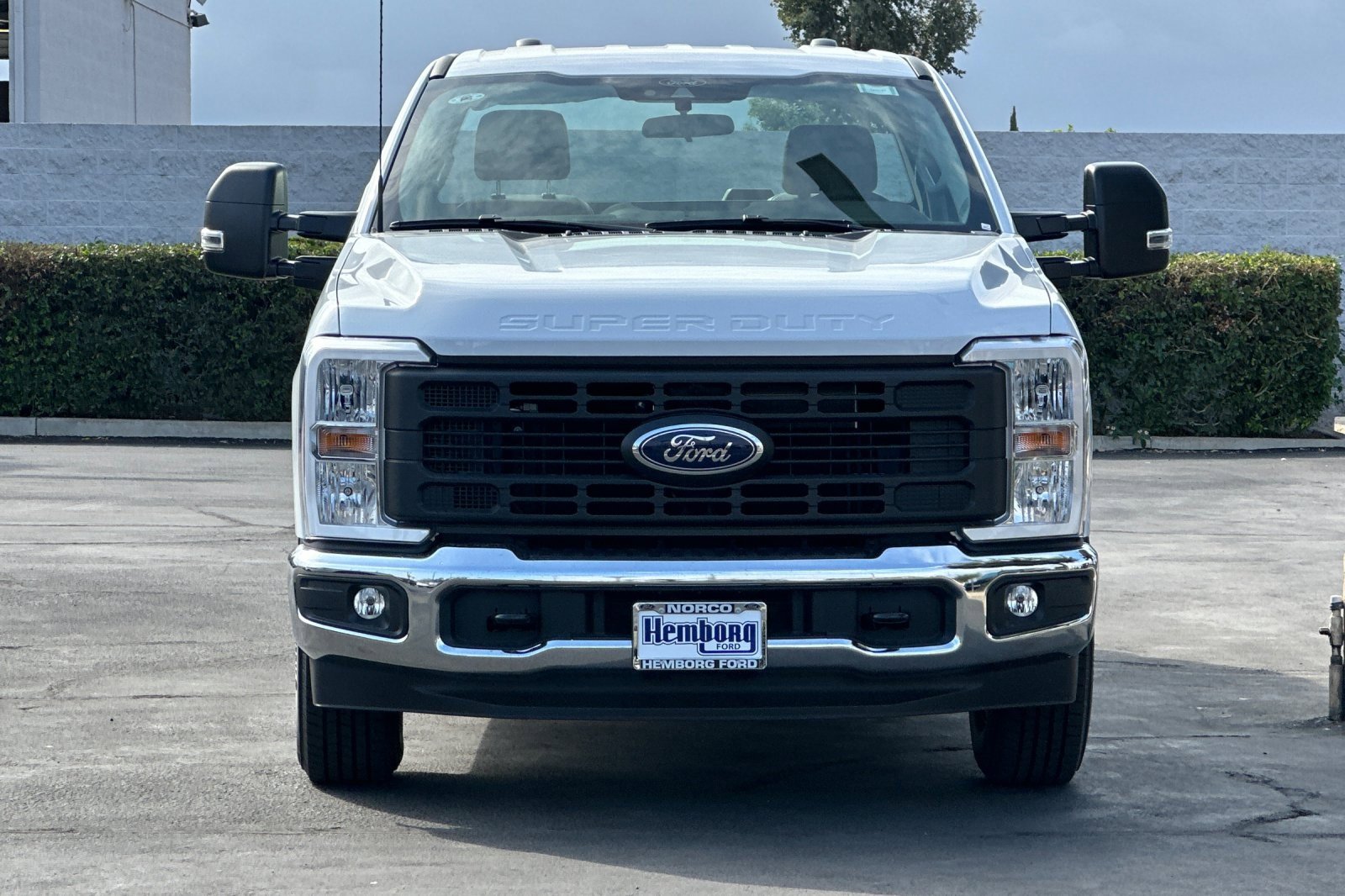 New 2026 Ford F250 XL w/ XL Chrome Package image 9
