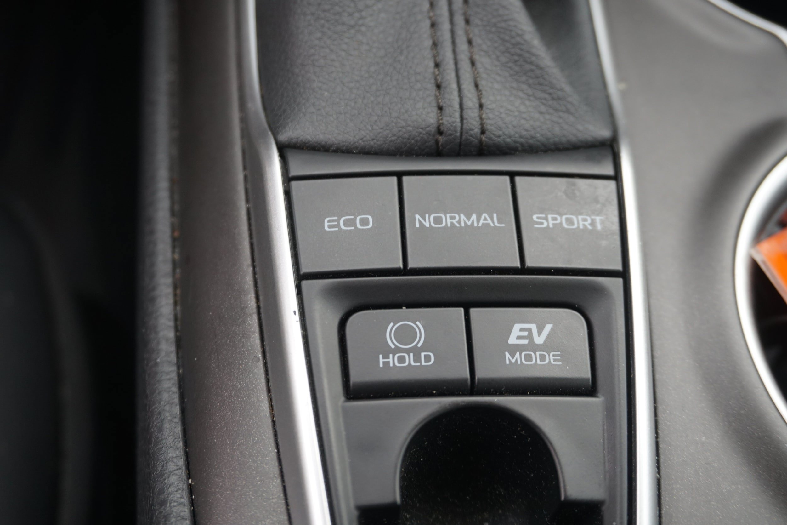 Used 2023 Toyota Camry XLE w/ Navigation Package FWD image 19