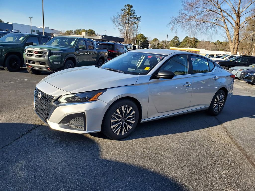 Certified 2024 Nissan Altima 2.5 SV image 9