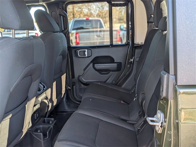 Used 2023 Jeep Gladiator Willys image 29