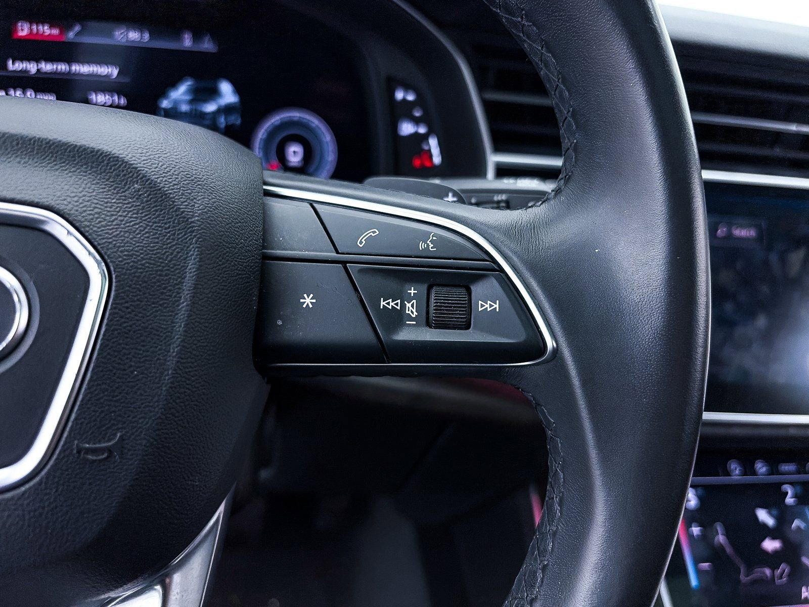 Used 2021 Audi Q7 3.0T Prestige w/ Prestige Package image 32