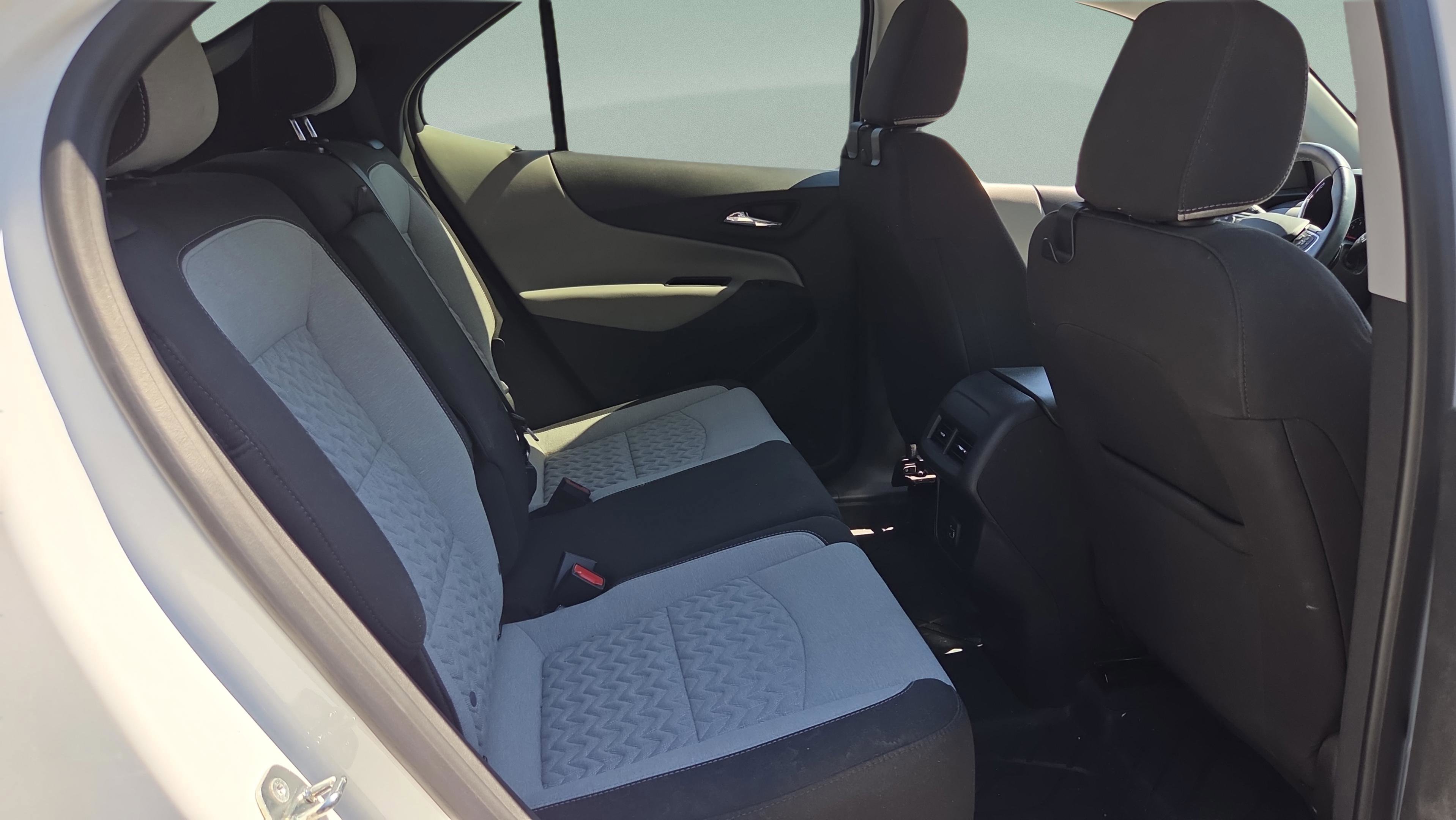 Used 2023 Chevrolet Equinox LT FWD image 14