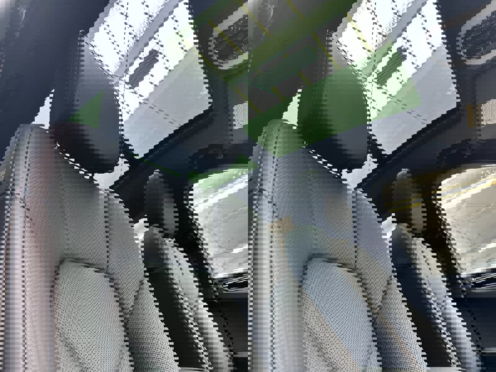 New 2026 Porsche Macan S image 18