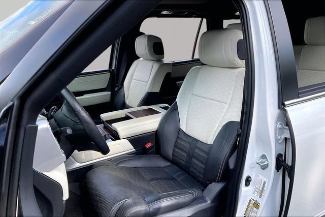 Used 2024 Toyota Sequoia Capstone RWD image 15