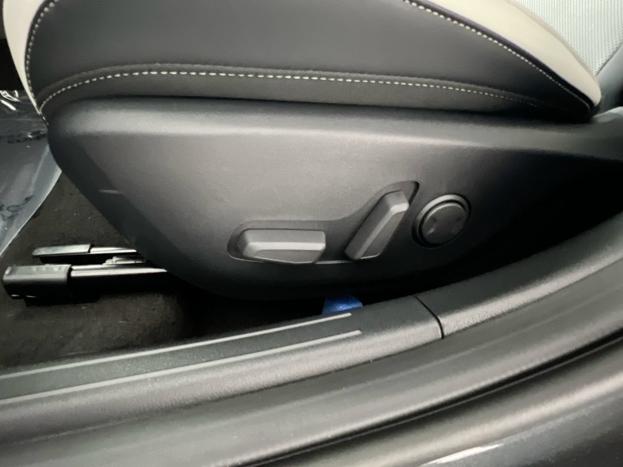 New 2026 Kia K4 GT-Line w/ GT-Line Premium Package FWD image 15