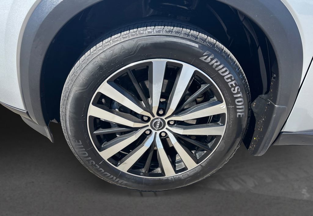 Certified 2024 Nissan Pathfinder Platinum w/ Cargo Package image 12