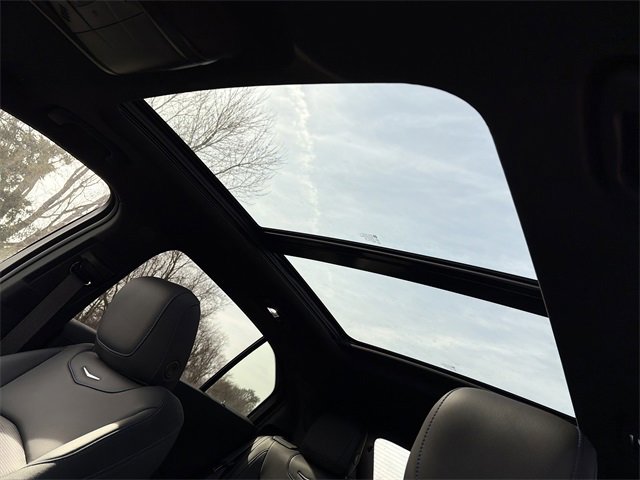 Used 2024 Cadillac XT4 Sport image 24