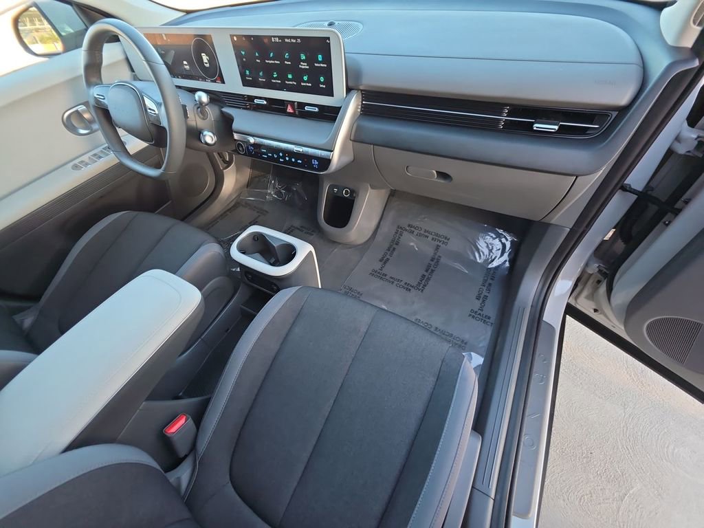 Used 2024 Hyundai Ioniq 5 SE RWD image 30