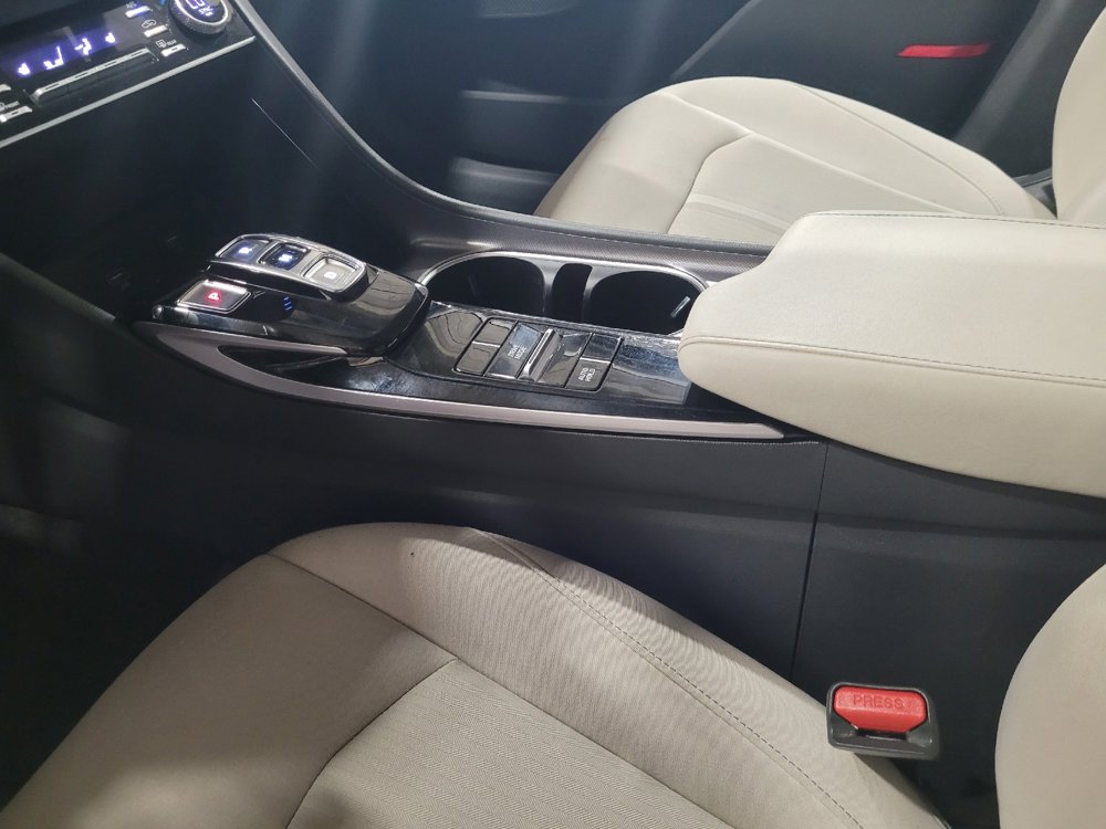 Used 2023 Hyundai Sonata SEL w/ Cargo Package image 26