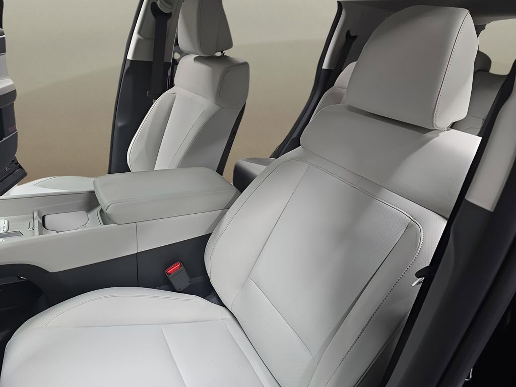 New 2026 Hyundai Santa Fe SE FWD image 13