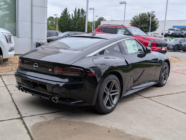 New 2027 Nissan Z Sport RWD image 2