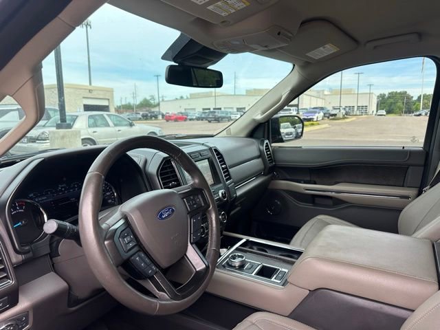 Used 2018 Ford Expedition Limited RWD image 10