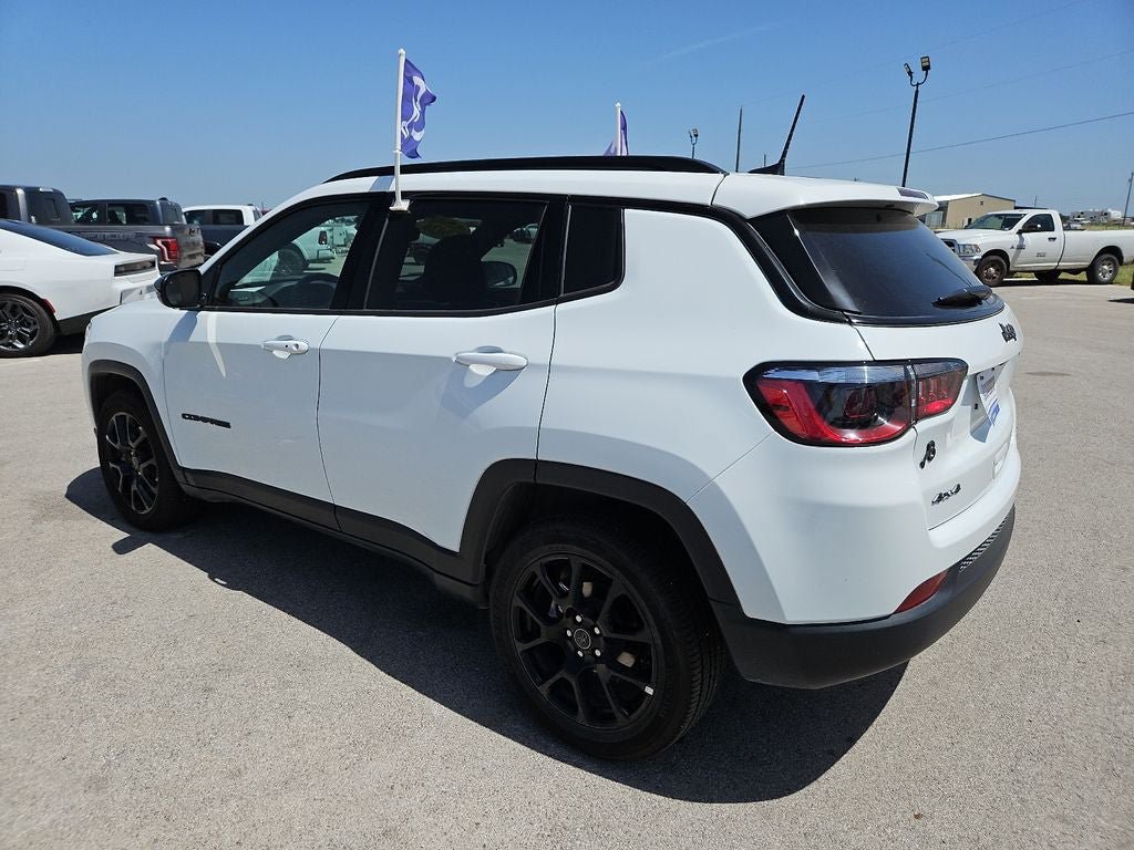 Certified 2026 Jeep Compass Latitude AWD/4WD image 4