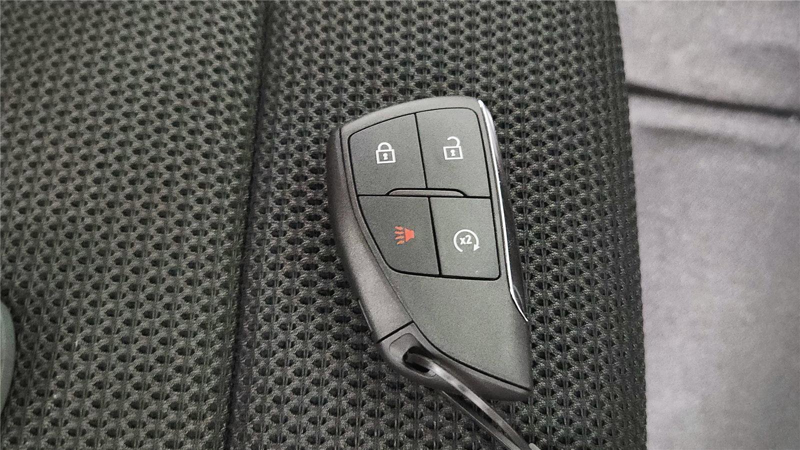 Used 2026 GMC Canyon Elevation image 23