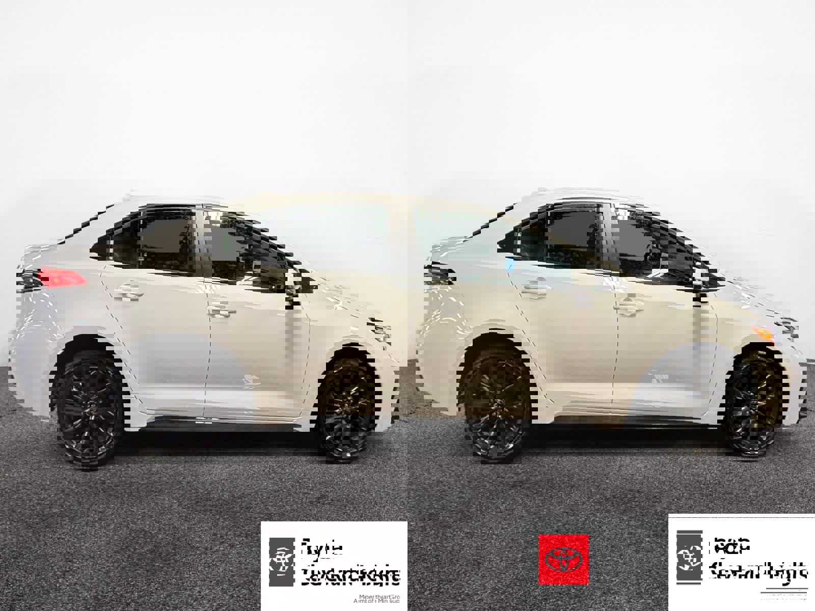 Certified 2025 Toyota Corolla SE image 8