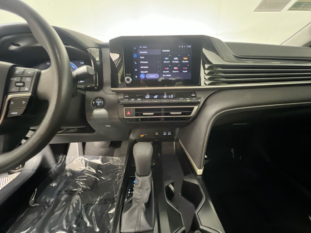 Used 2025 Toyota Camry LE FWD image 21