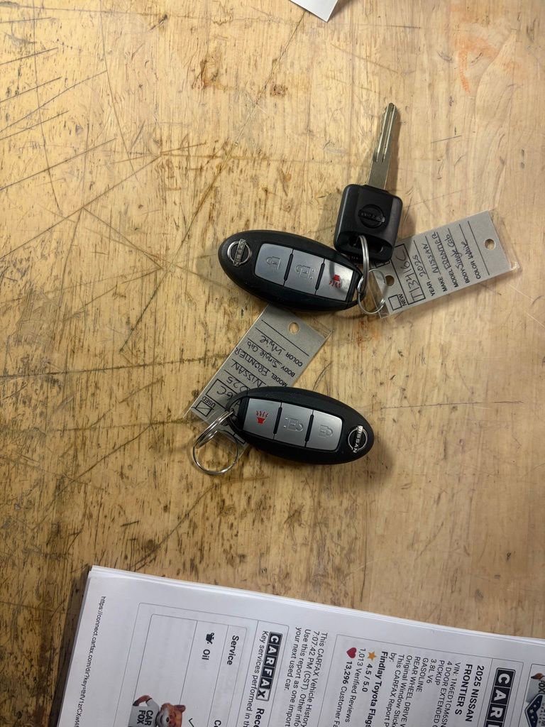 Used 2025 Nissan Frontier S image 53