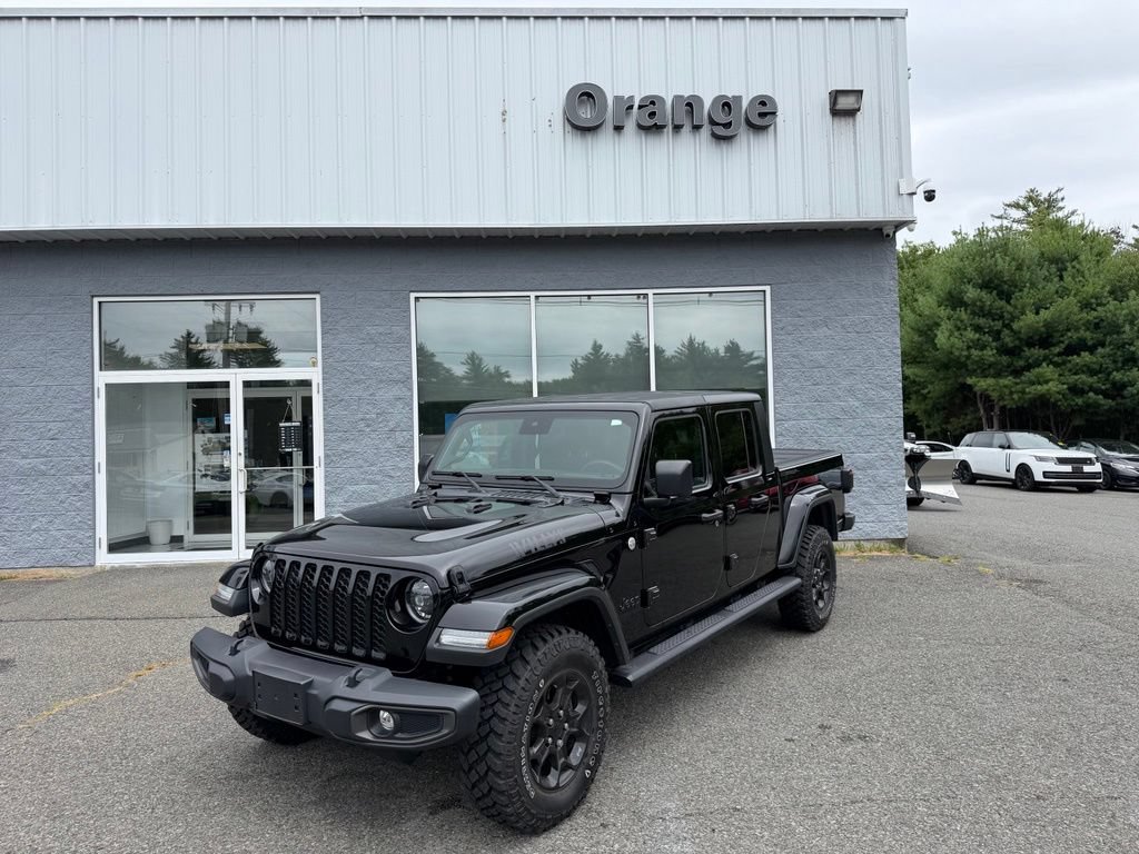 Used 2023 Jeep Gladiator Sport AWD/4WD image 3