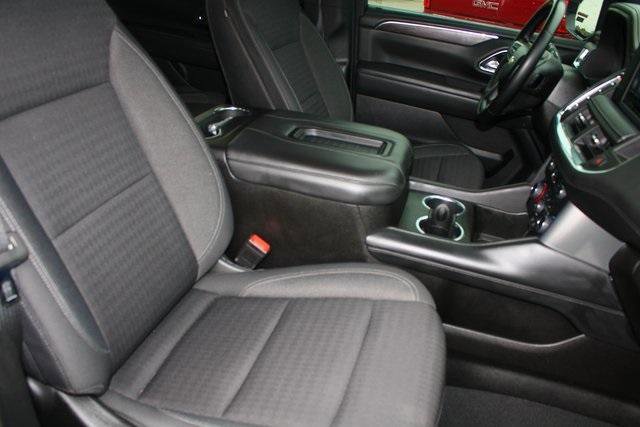 Used 2023 Chevrolet Suburban LS image 7