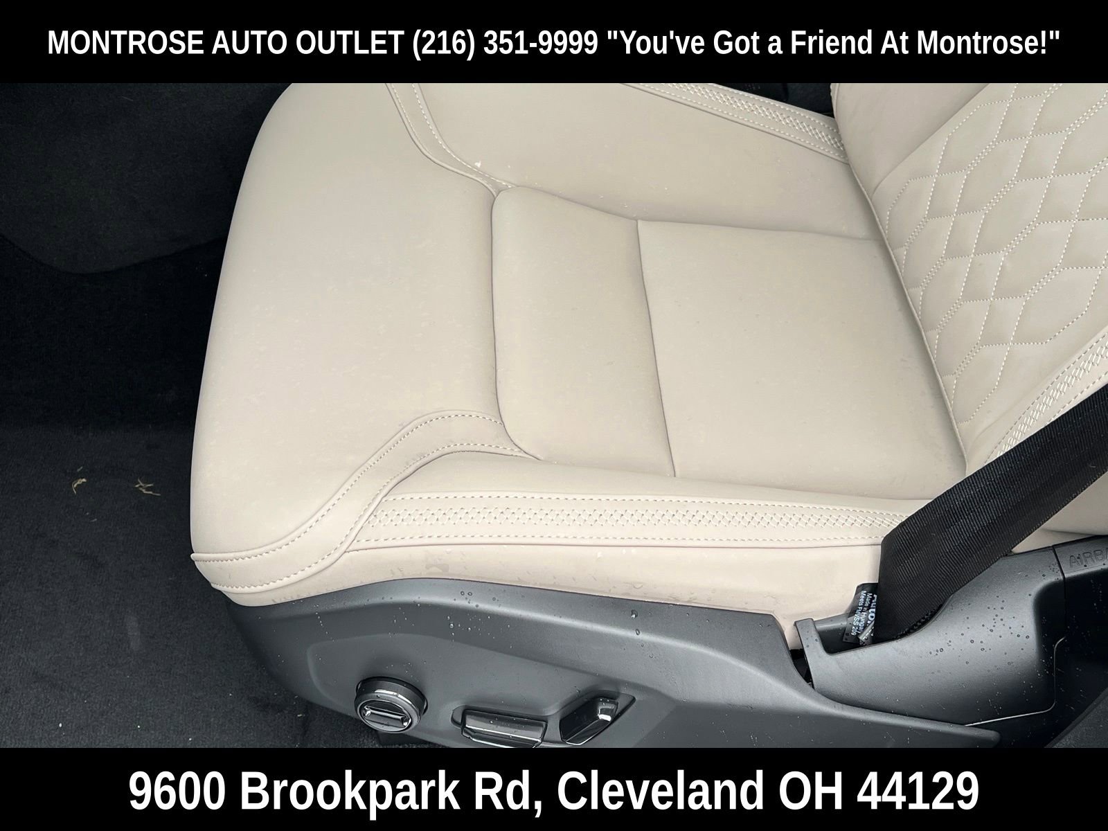 New 2026 Volvo XC90 B5 Core w/ Protection Package Premier image 33