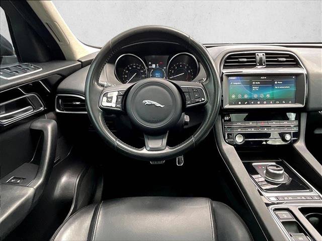 Used 2019 Jaguar F-PACE AWD/4WD image 7